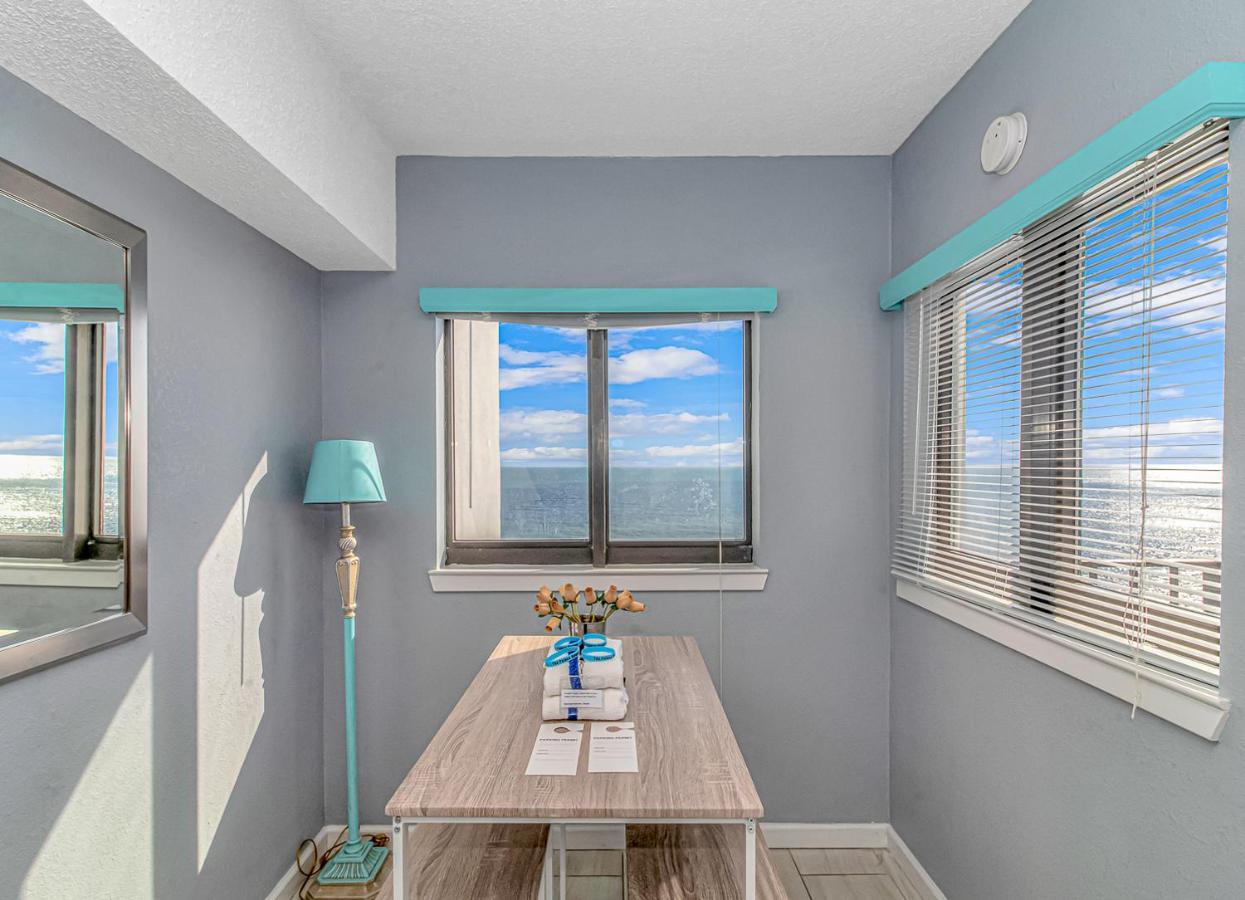 מירטל ביץ' Angled Oceanfront Studio With Incredible Views! Palace Resort 1003 - Sleeps 4 Guests מראה חיצוני תמונה